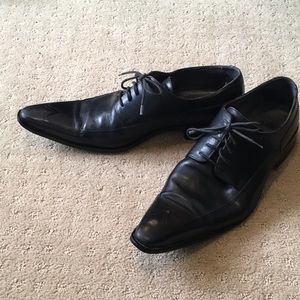 Men’s Zara wingtip shoes